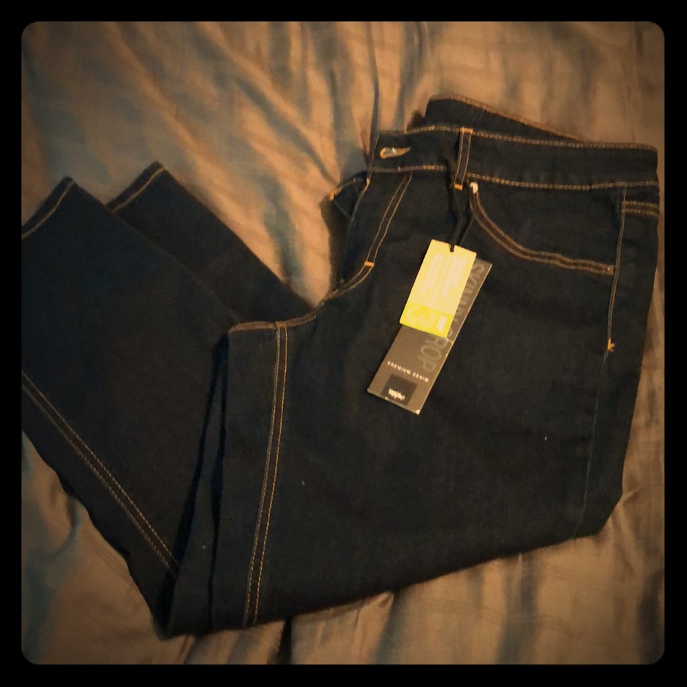 Dark Skinny Crop jeans